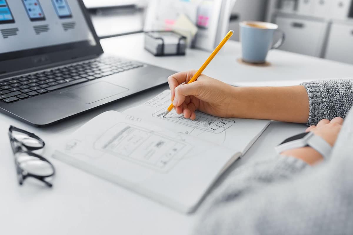 freelance logo designers, brand strategy, graphic design