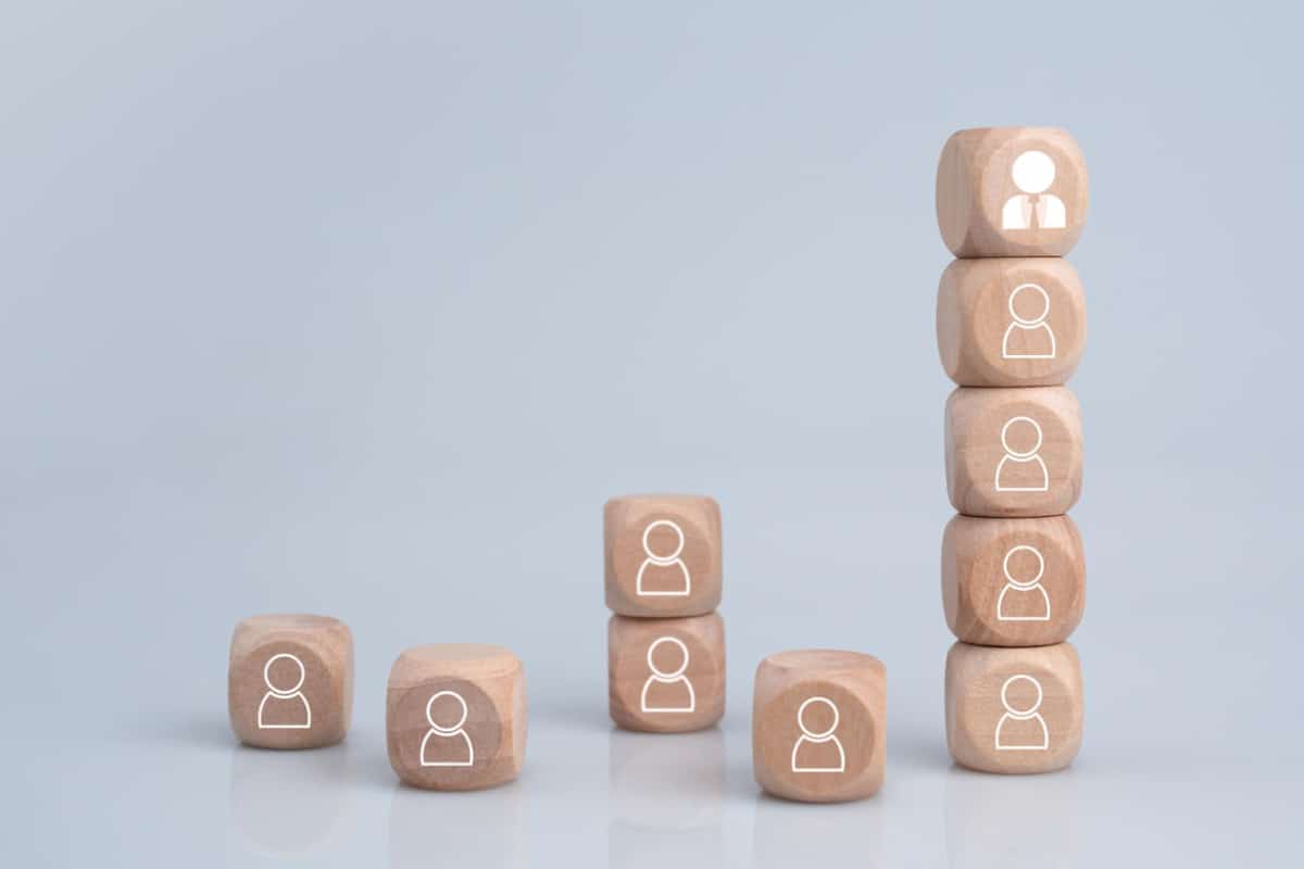 job duties, employment relationship, incentive pay