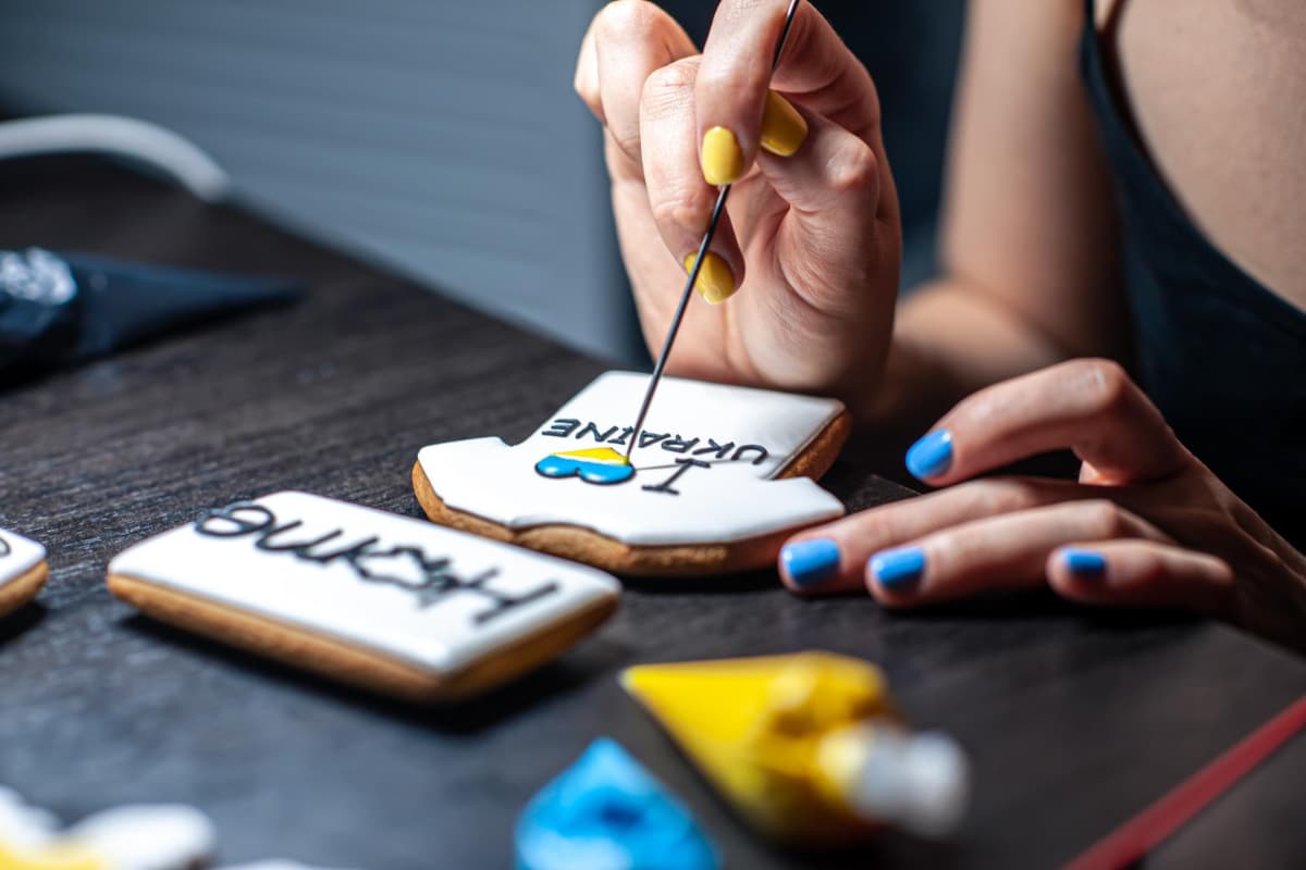 logo maker, brand identity, free logo generator